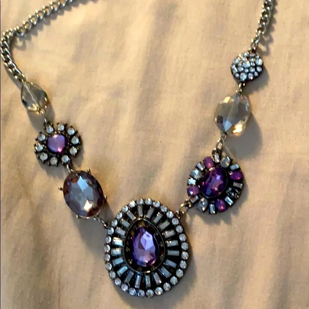 Purple necklace - Picture 2 of 2